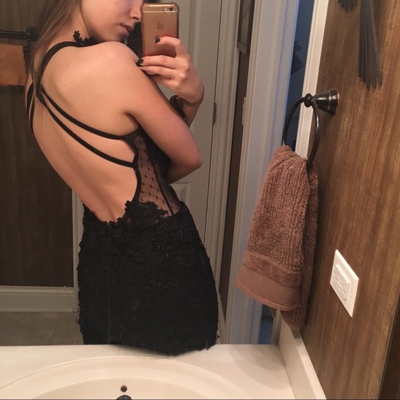 Black Lace Open Back Prom Dress - Picture 4 of 4